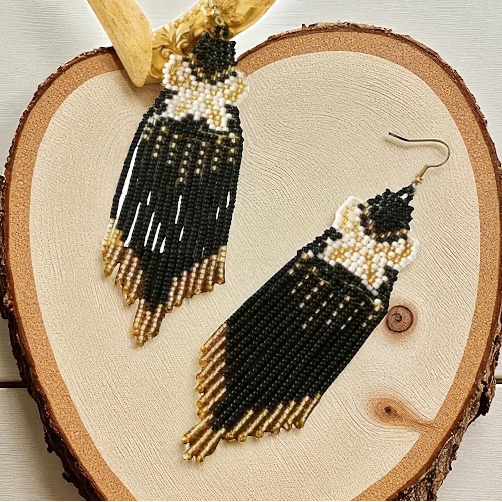 Black and Gold Bow Pattern Beaded Tassel Earrings. New. - Picture 3 of 9